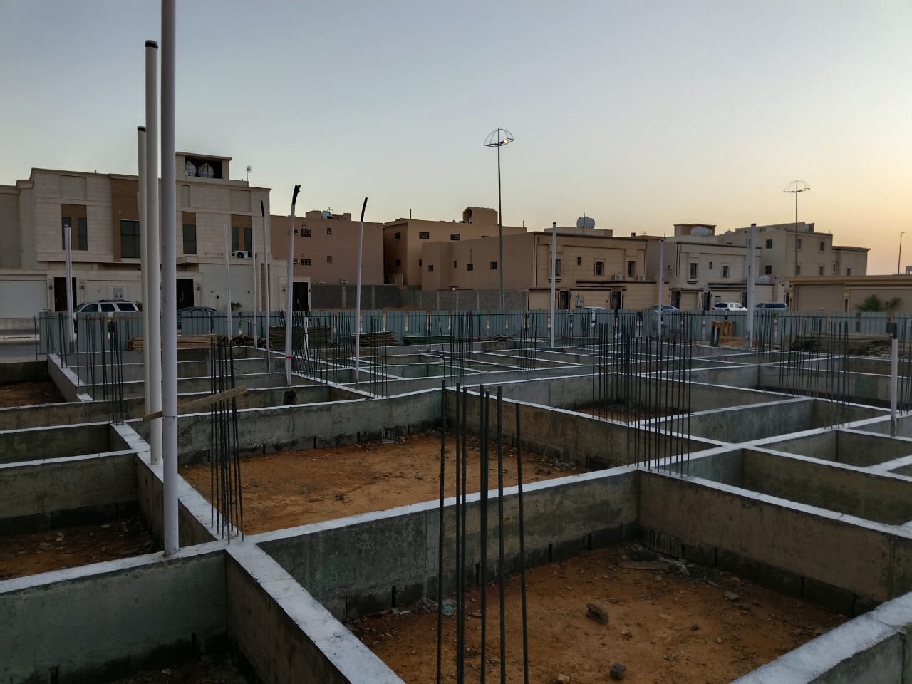 بناء عظم فلل في الخرج